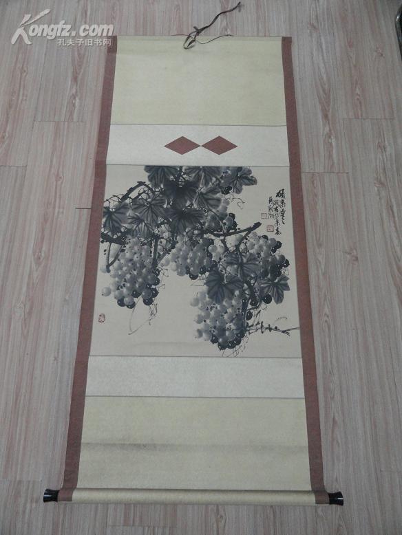 李鄂湘国画葡萄精品 纸心67.50厘米.66厘米 包快递