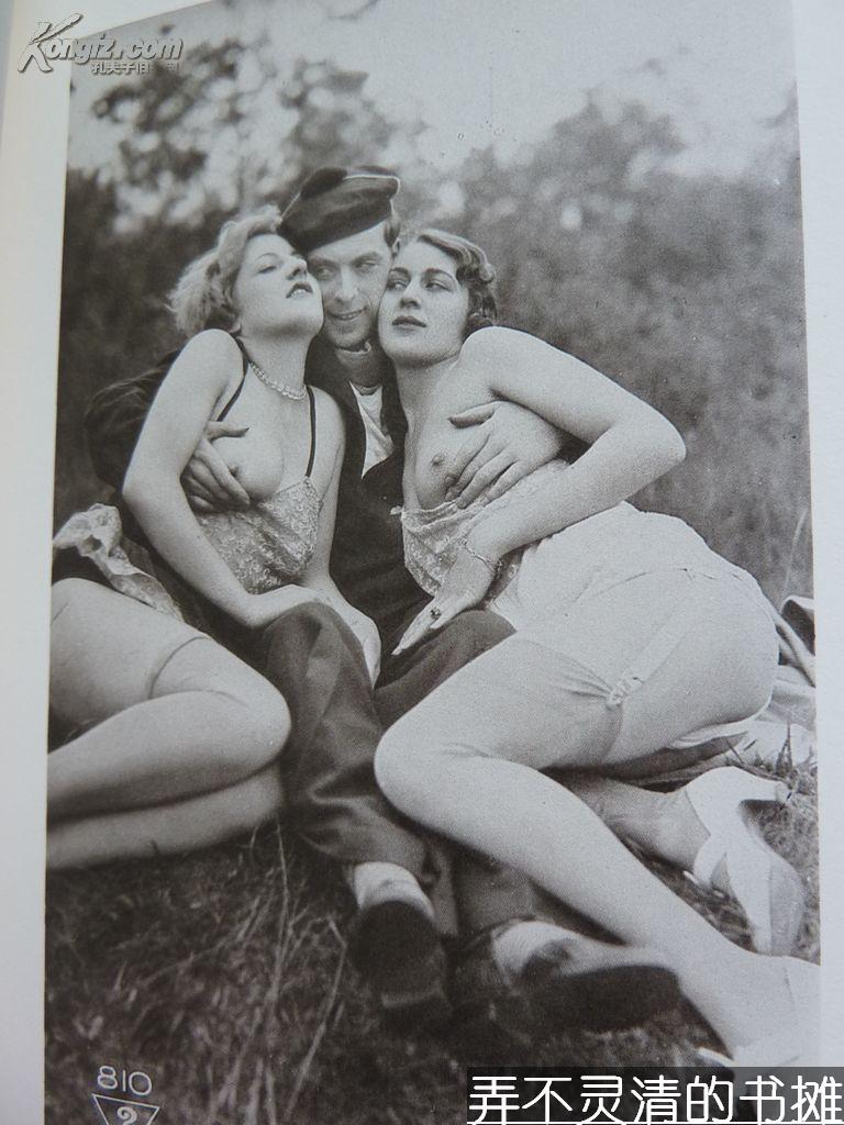 《胸脯,吊袜带和蕾丝内裤》80幅裸女照片19世纪末20世纪初欧洲的