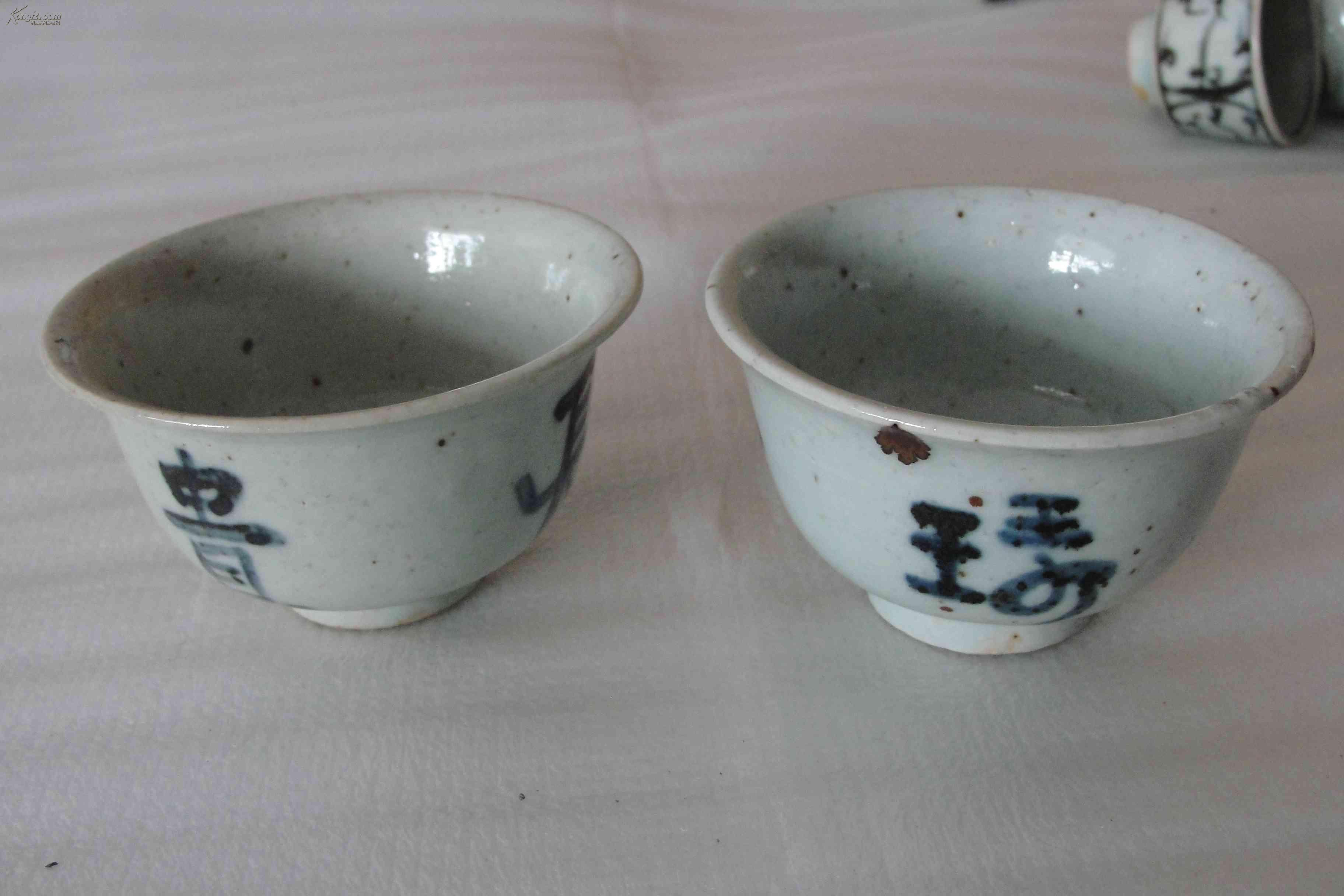 青花小碗