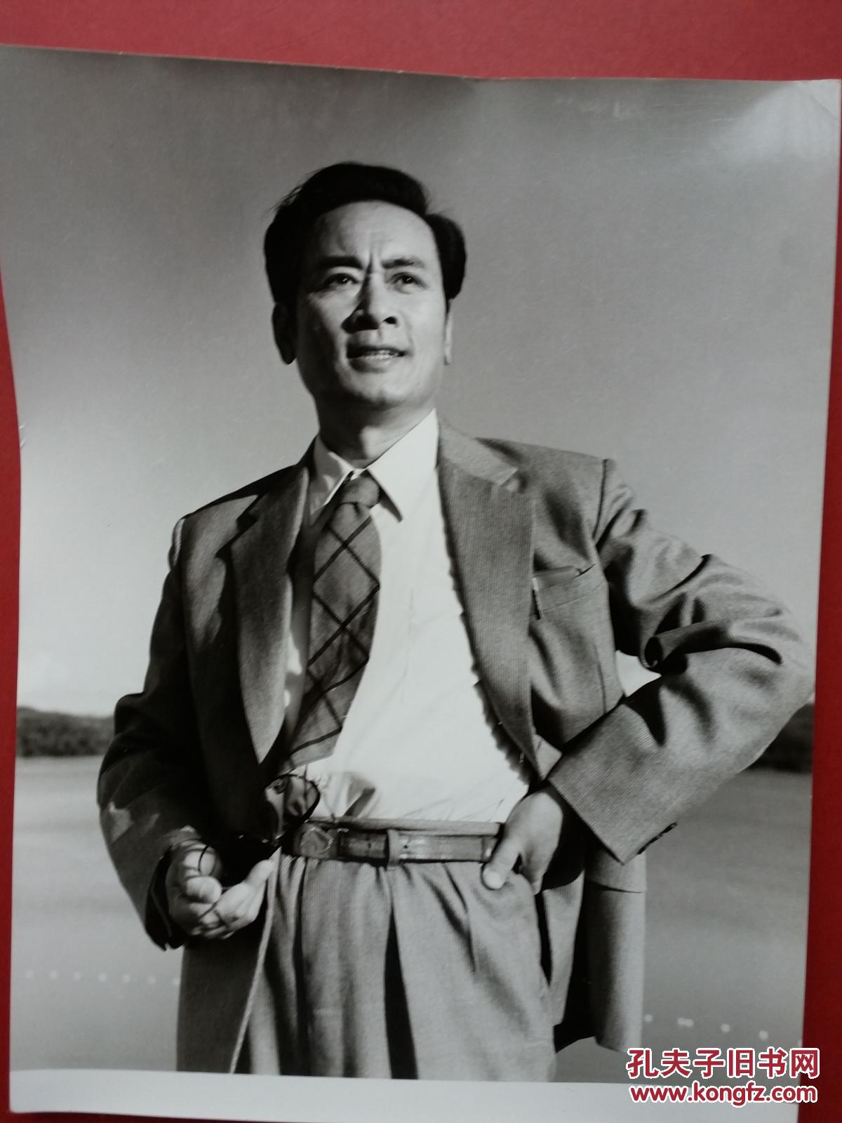 1, 长影老照片《 著名演员庞学勤》 2,庞学勤手迹