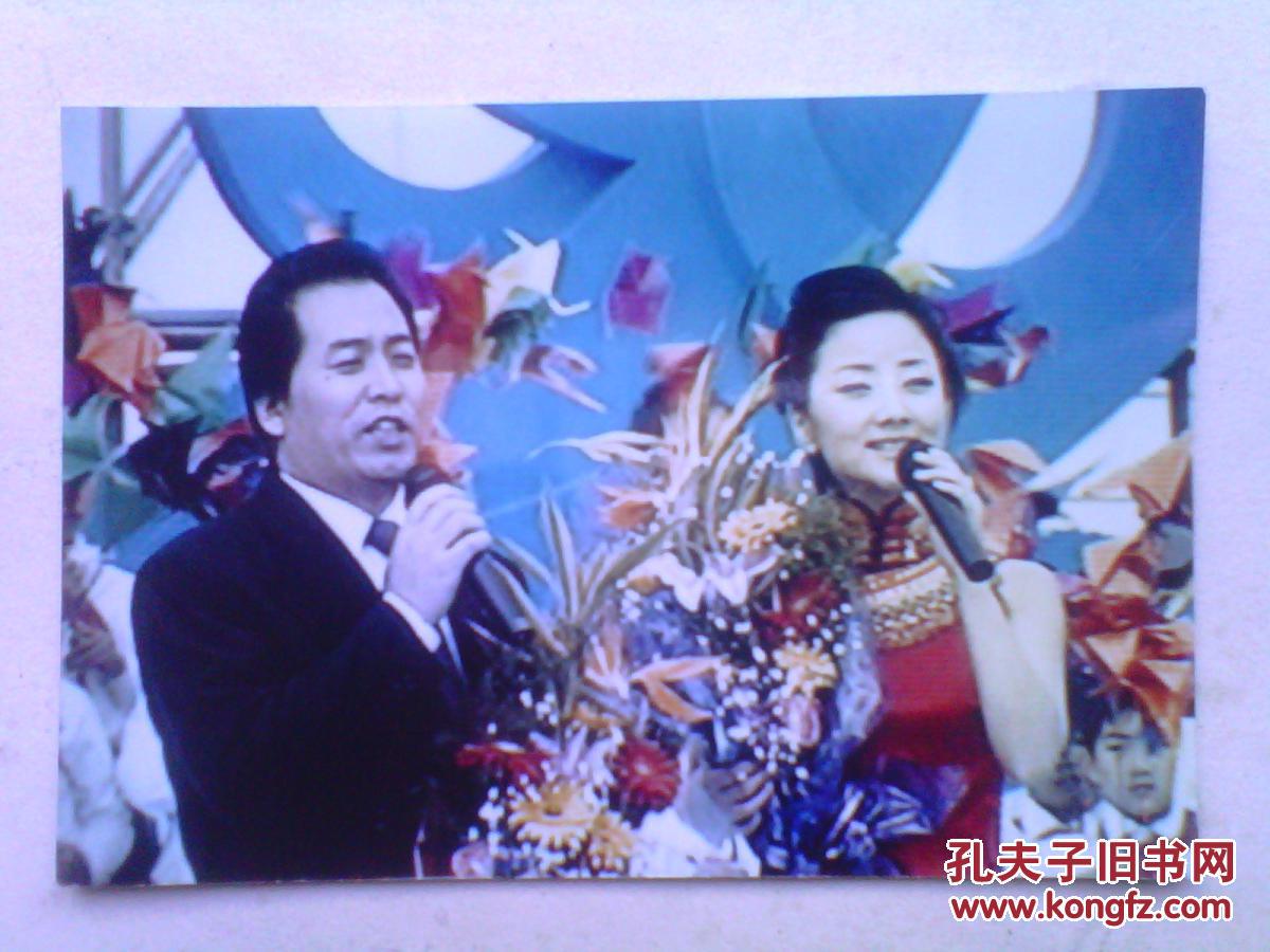 中央电视台"心连心"艺术团兴化慰问演出照片32张