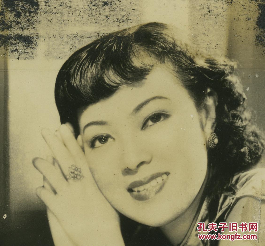 民国时期电影明星歌星李香兰肖像照片,强烈泛银老照片