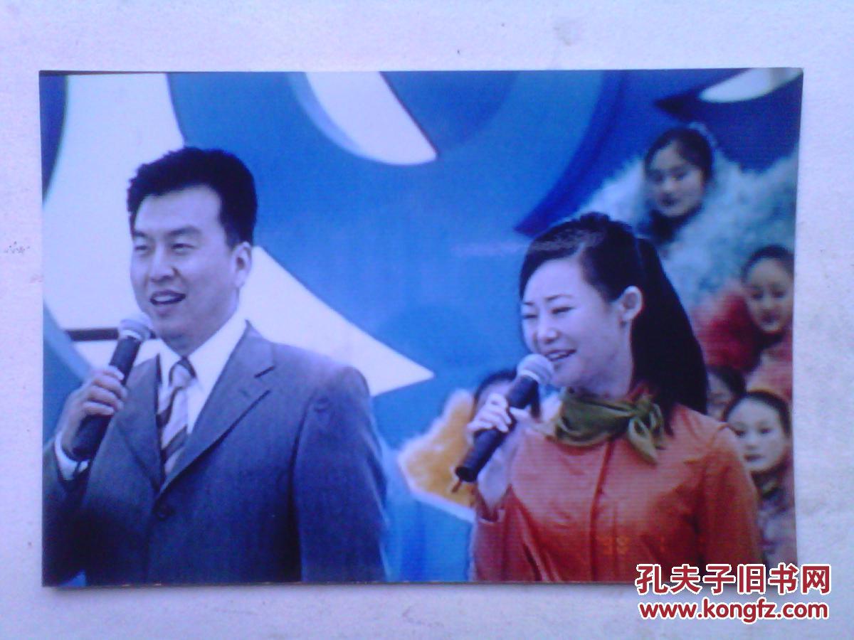 中央电视台"心连心"艺术团兴化慰问演出照片32张