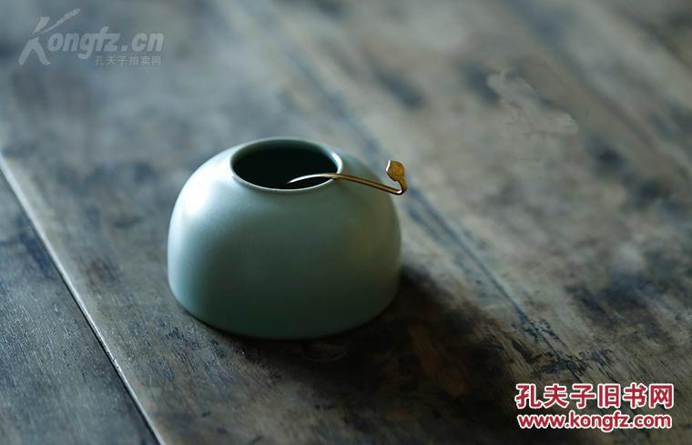 蝠福在眼前 水盂铜勺勺 (不含水盂)