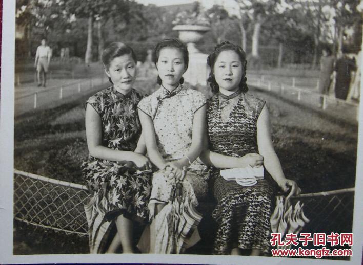 【民国老照片】 民国旗袍美女,仨美图