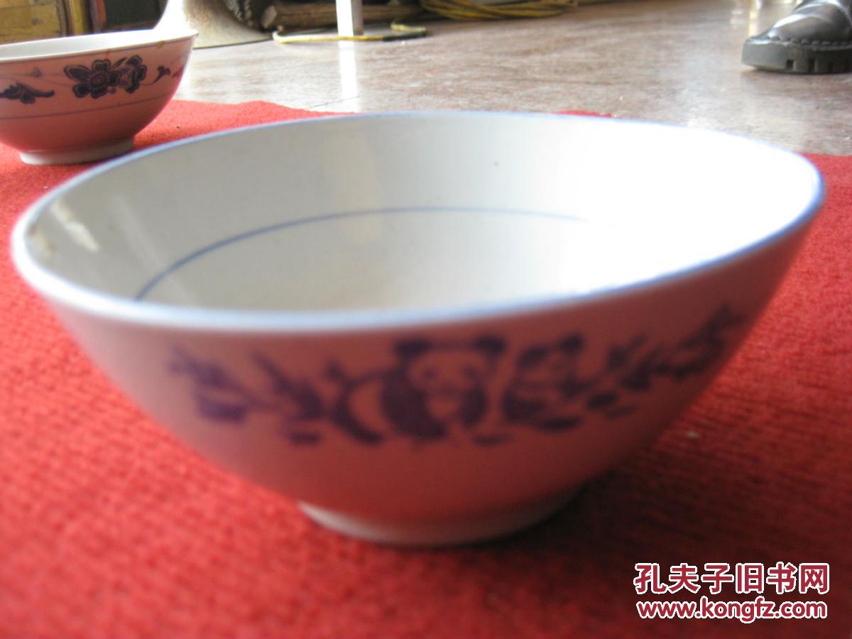 保老保真 七八十年代 家庭用碗 熊猫图案 十分精美 值得珍藏