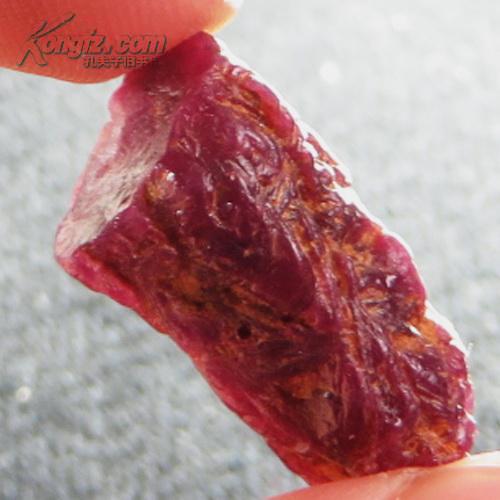 65ct莫桑比克 红宝石原石yrb1606,尺寸:23*13*11mm