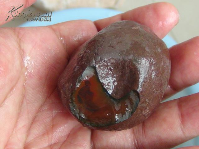 凉山绿皮包浆红碧石 奇石【南红玛瑙伴生矿 127克】