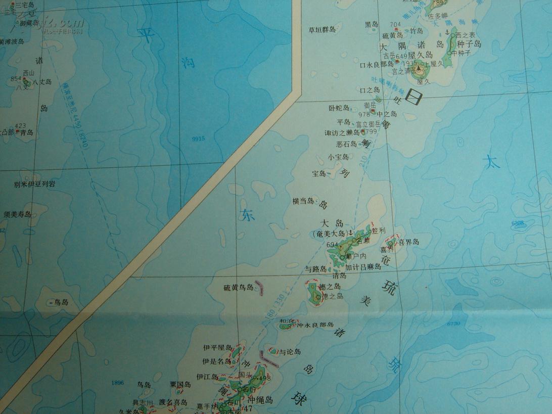 1976年分层设色地形版日本地图