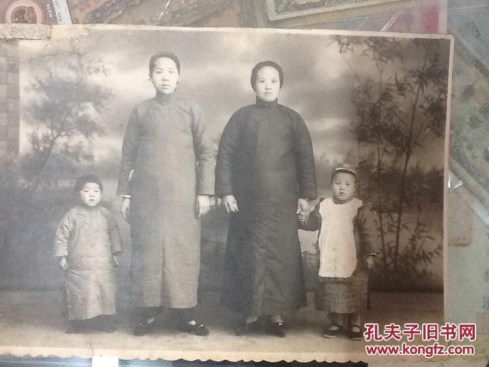 民国小脚女人照片