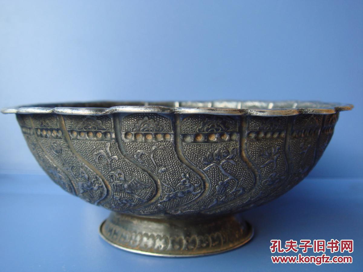 唐 传世鎏金莲花瓣银碗. 錾工精美.罕见珍贵.