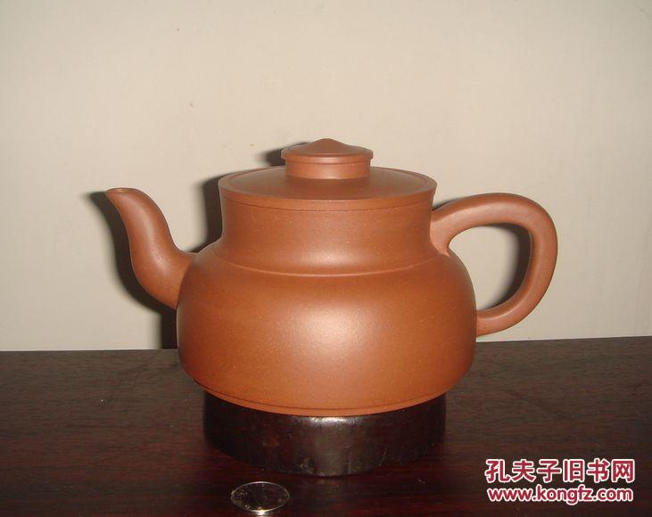 工艺美术师王玉娟制紫砂壶,清水泥,400cc左右.