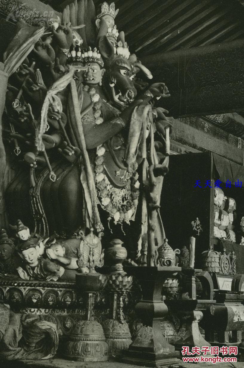 民国时期北京藏传佛教圣地雍和宫的欢喜佛和香炉等两张