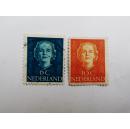 荷兰女王头像信销邮票2枚不同