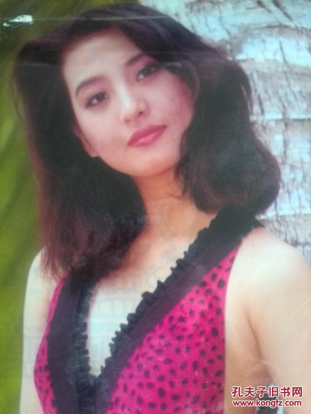 泳装美女挂历5.单张