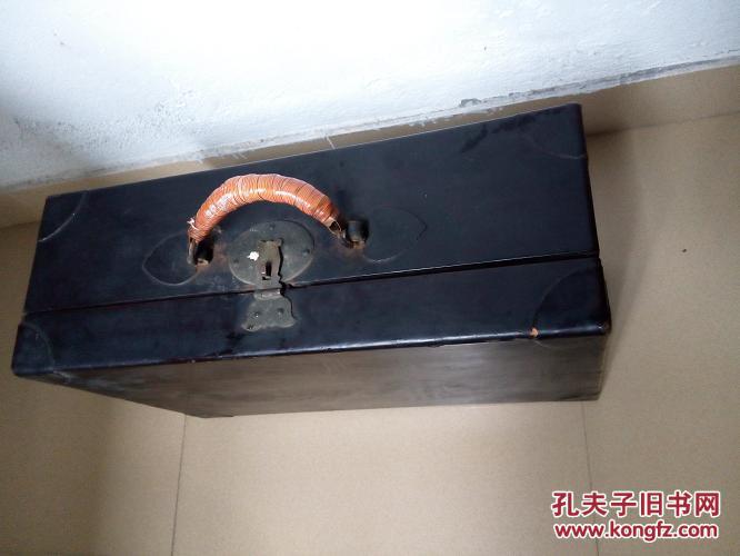清晚民国手提箱