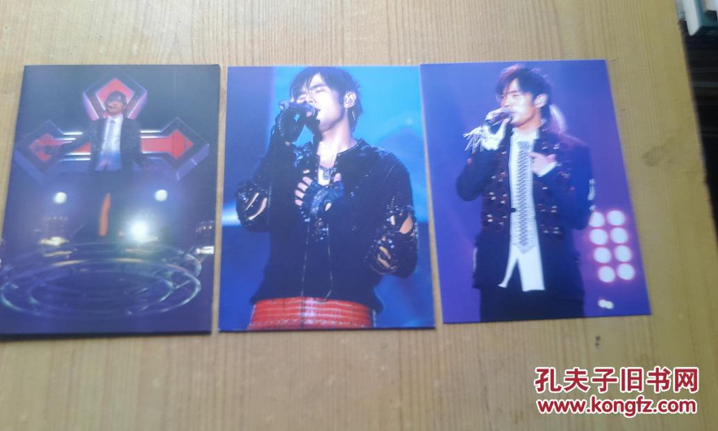 周杰伦2004无与伦比 演唱会 live cd(含3张光盘,一本歌词本 二张卡片