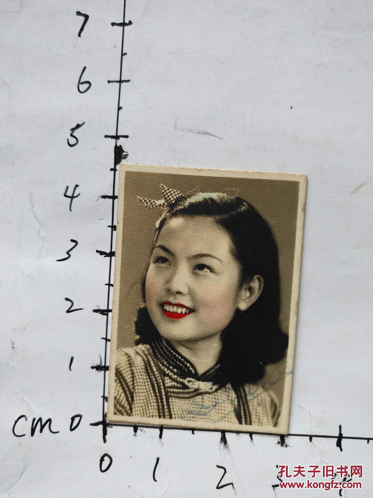 民国老照片 彩色美女照 背面有介绍 品好