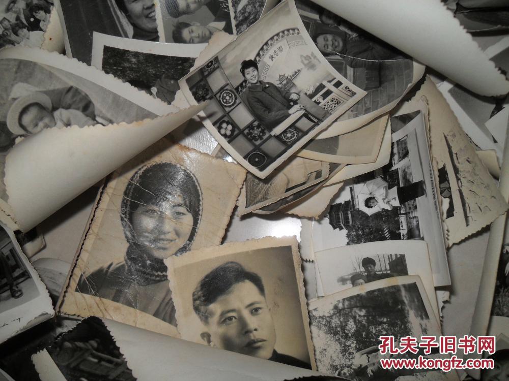 五六十年代至七八十年代的老照片底片100张合拍!