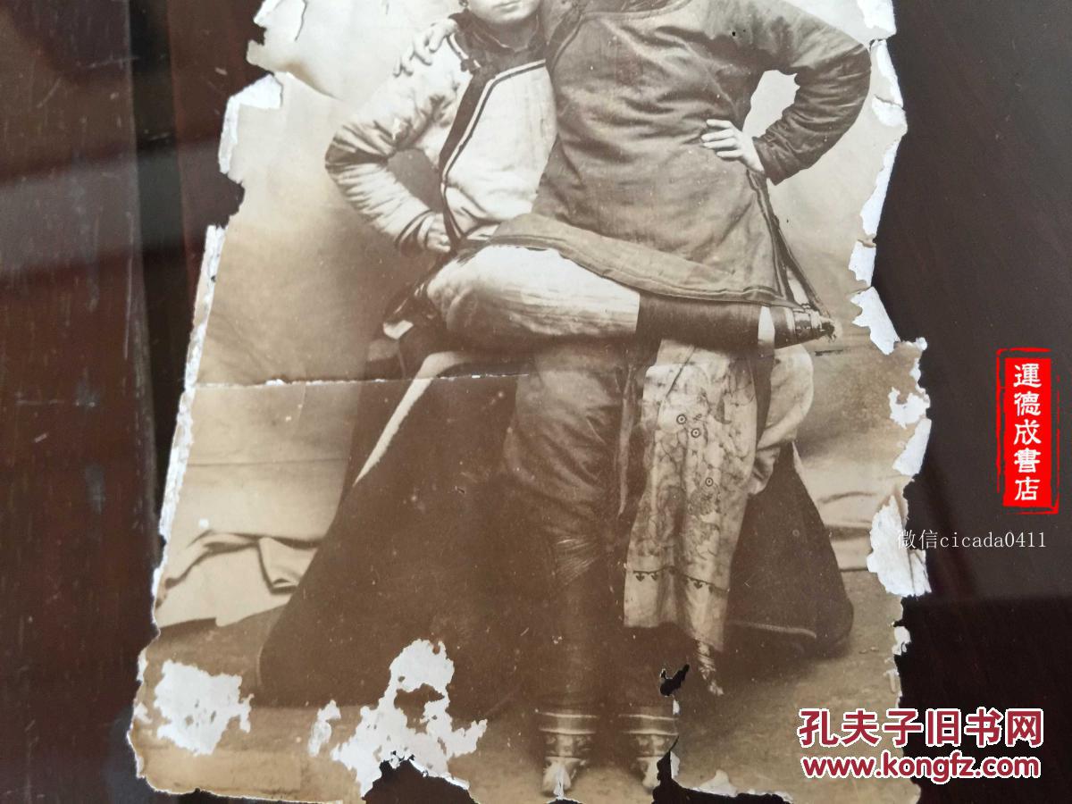 e-015清朝民国影像 缠足美人 三寸金莲 中国姐妹小脚 银盐老照片原件