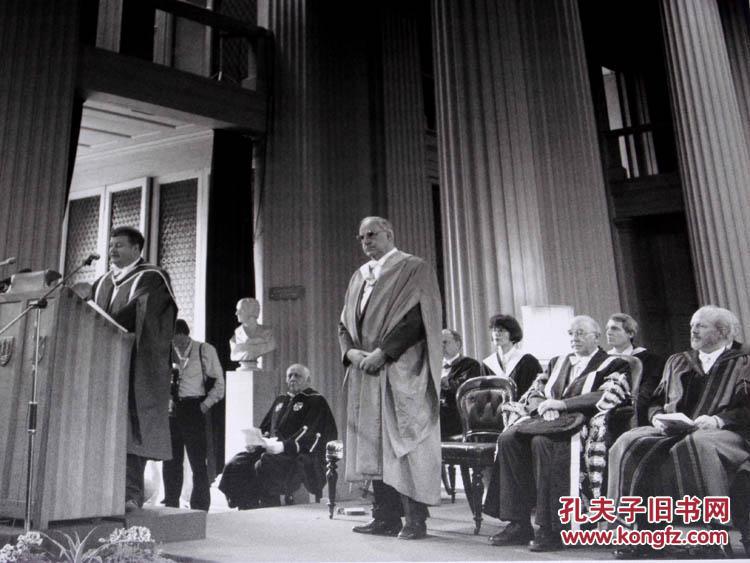 画册helmut kohl(赫尔穆特·科尔影像集)