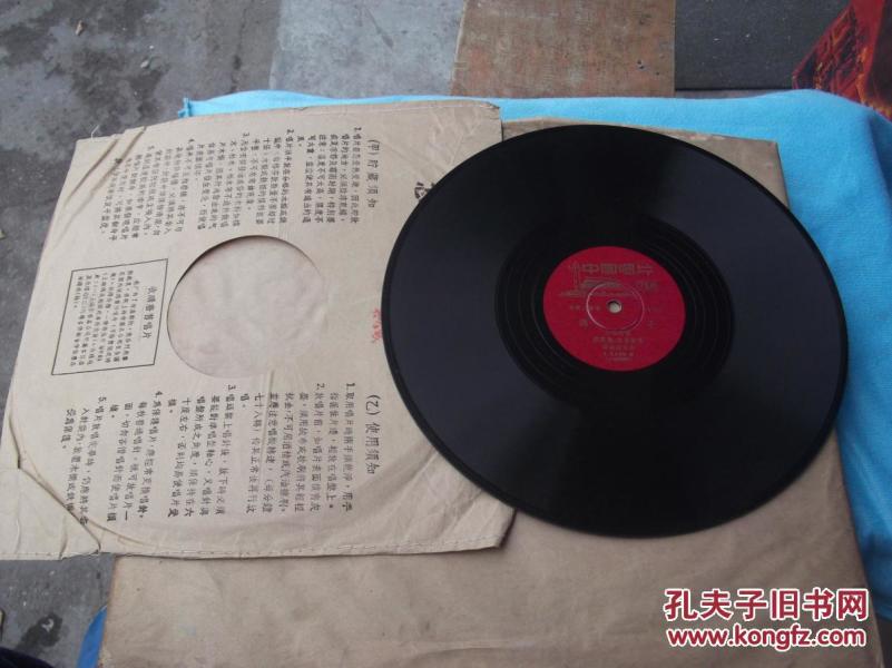 61年78转胶木唱片:鸽子(女生二重唱-蒋荣葡、