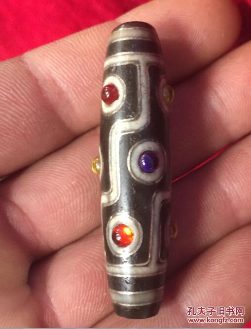 藏传极品九眼天珠 千年老天珠 镶藏银五彩宝石老天珠