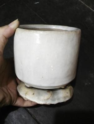 清朝石湾窑《白陶三足带底座香炉》
