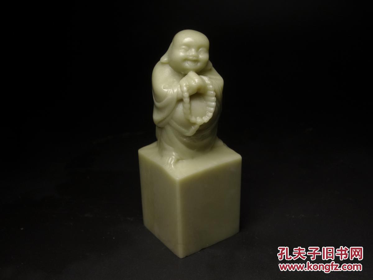 年底清仓低价惠友旧藏老料青田石封门白果冻石礼佛小和尚印章摆件雕工