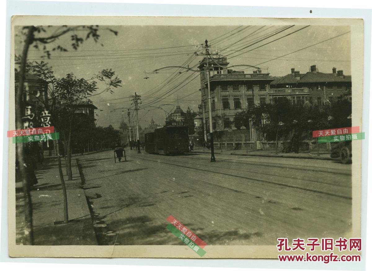 民国天津意大利租界马路街道街景老照片,有公交有轨电车,中国唯一的