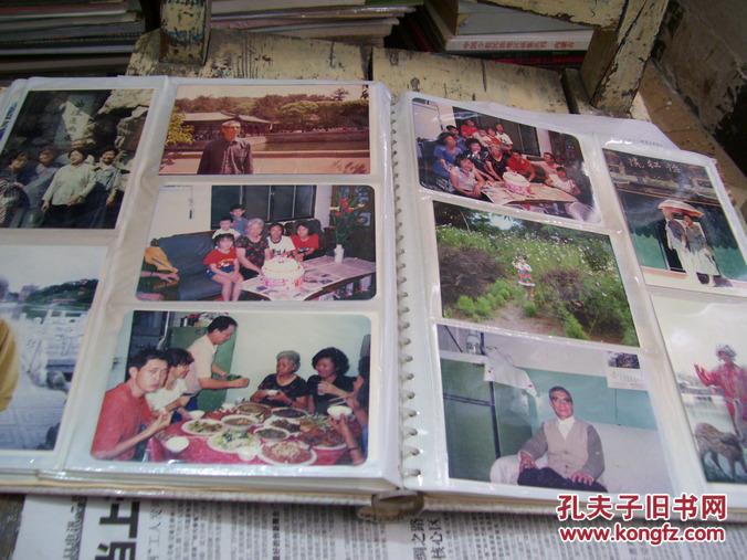 老影集1本70张,6寸彩色照片,家庭聚会合影,旅游合影等内容,约90年代