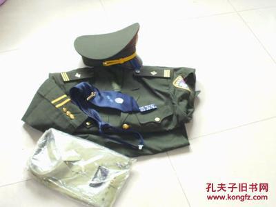 上世纪90年代中末期95年老公安警察公警深橄榄绿色凡尔丁料春秋老警服