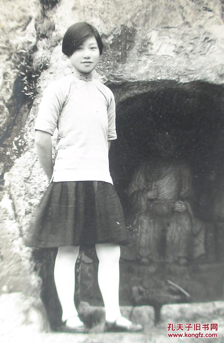 侵华史料 《民国女性,江苏宜兴女学生》 4枚 1929~1937年左右 孤品