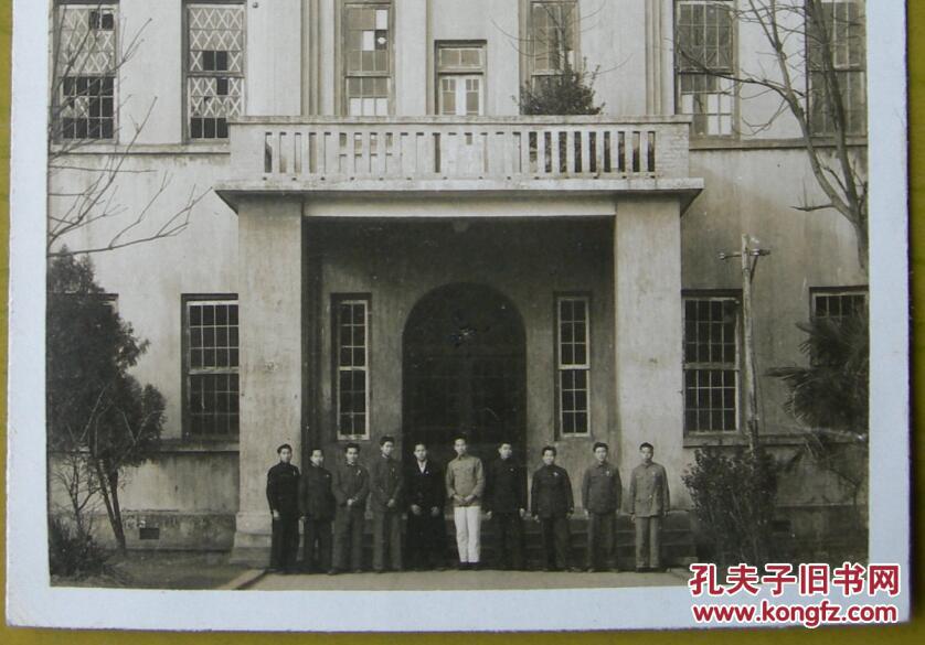 此期校长:李右襄,南昌人.河北工学院毕业)