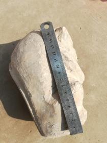 石猴一个18厘米*15厘米*12厘米