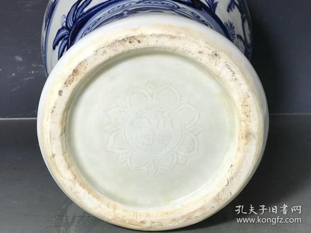 明永乐青花人物梅瓶