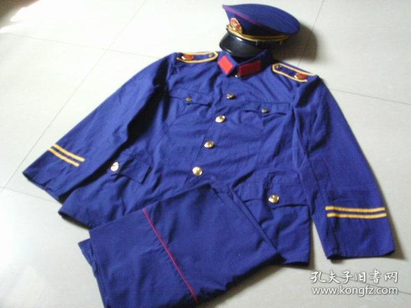 干部的确良布春秋夏三点红饰老警服工装制服一全套经典美品稀少收藏