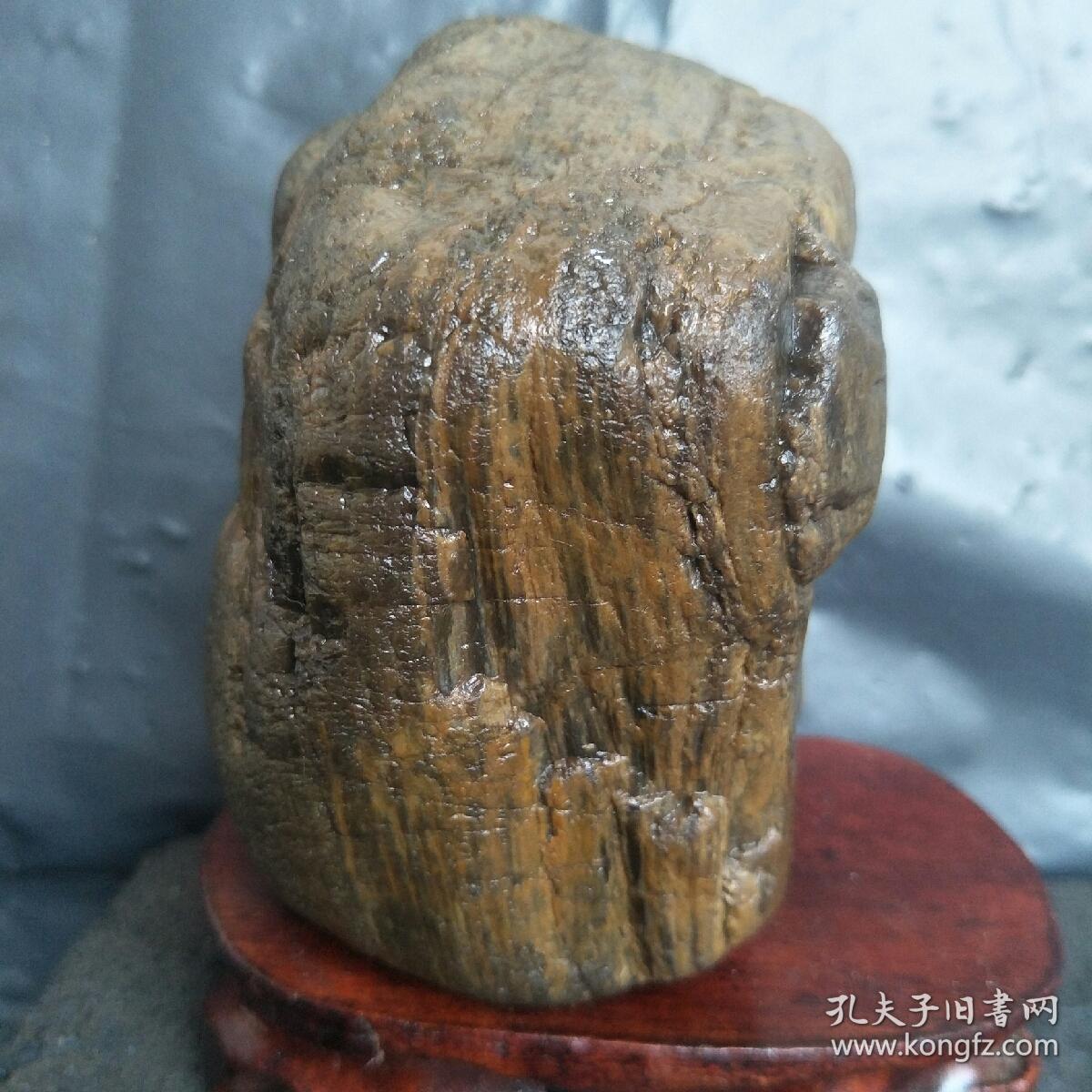天然水冲原石奇石手玩石案头文房石《水冲木化玉》有招财避邪之意