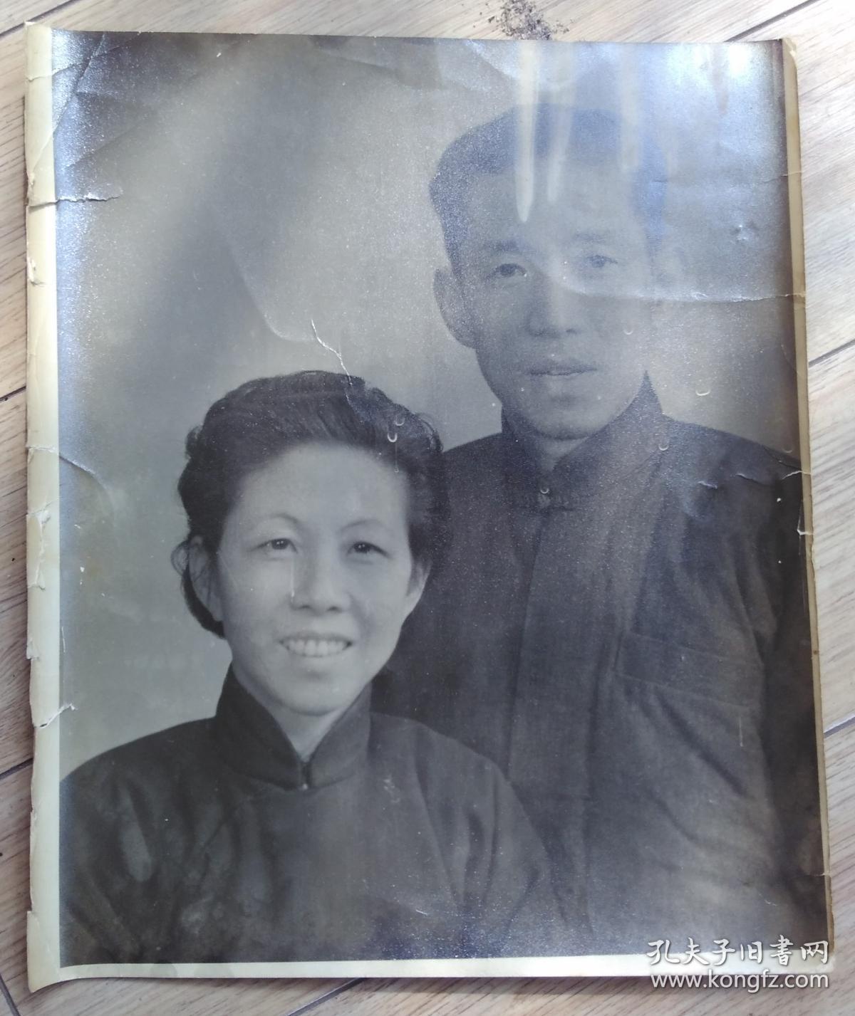 超大尺寸老照片 生活照 早期恩爱夫妾像