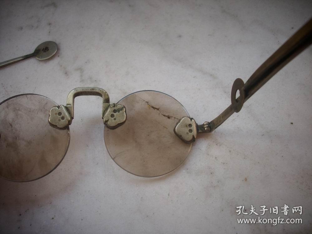 清代-豫诚款白铜镜架,茶色水晶石头【古董眼镜】镜片内有棉絮纹!