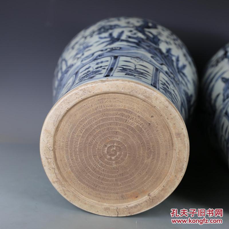 大明洪武年制青花松竹梅纹大梅瓶盖罐