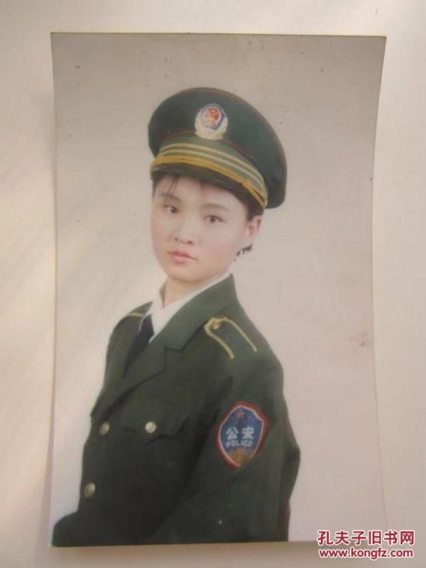 秀气的女公安
