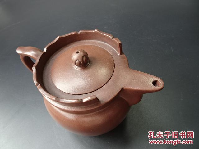 清代吴云枧款紫砂壶
