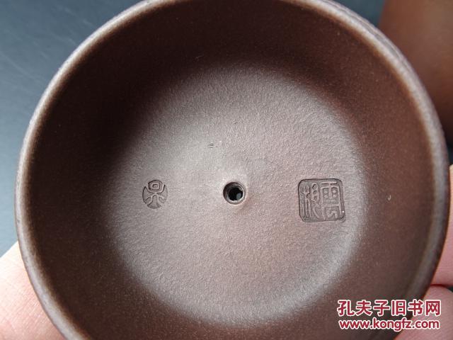 清代吴云枧款紫砂壶