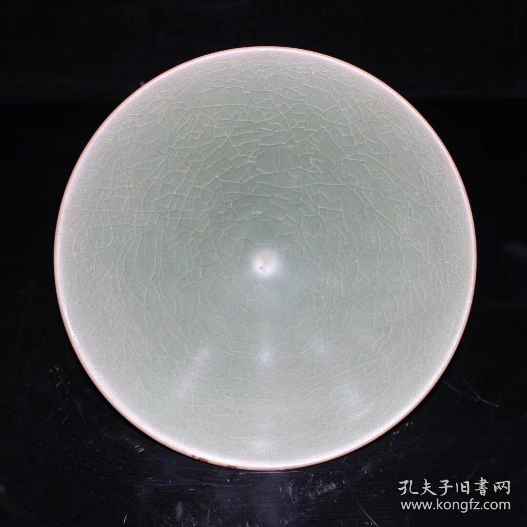 汝瓷冰裂纹斗笠碗