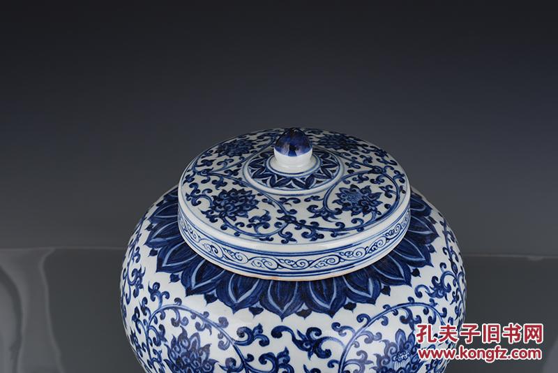 明永乐青花缠枝莲纹盖罐35*30