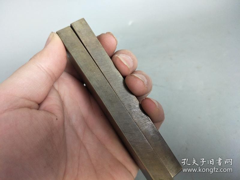 清代传世老铜刘海戏金蟾镇尺一对