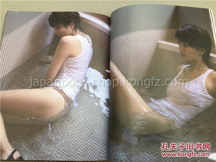 日本原版《荣仓奈々 写真集 NANA tremor》荣仓奈奈 写真集 摄影 丸谷嘉长