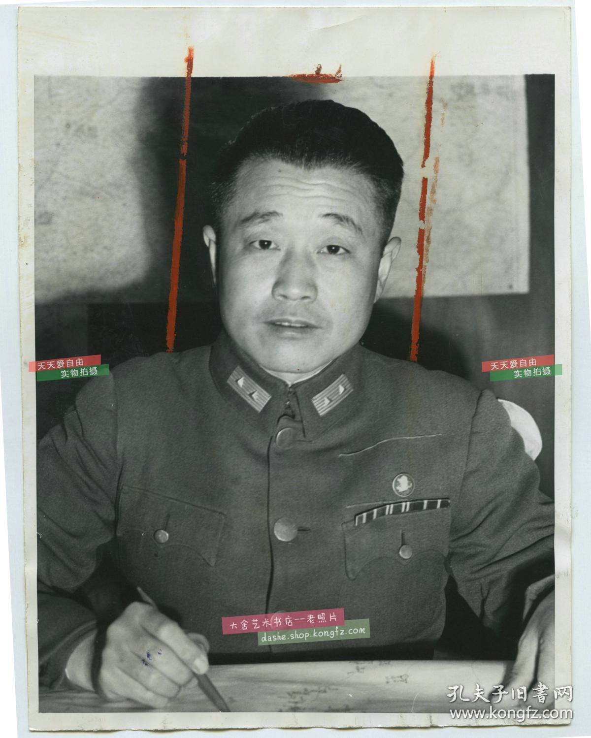 1946年时任东北保安司令长官的杜聿明将军,陕
