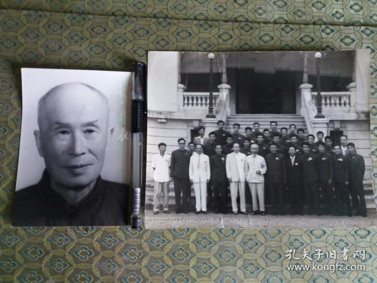 1960年原照:上海足球队访问越南与越南领袖胡